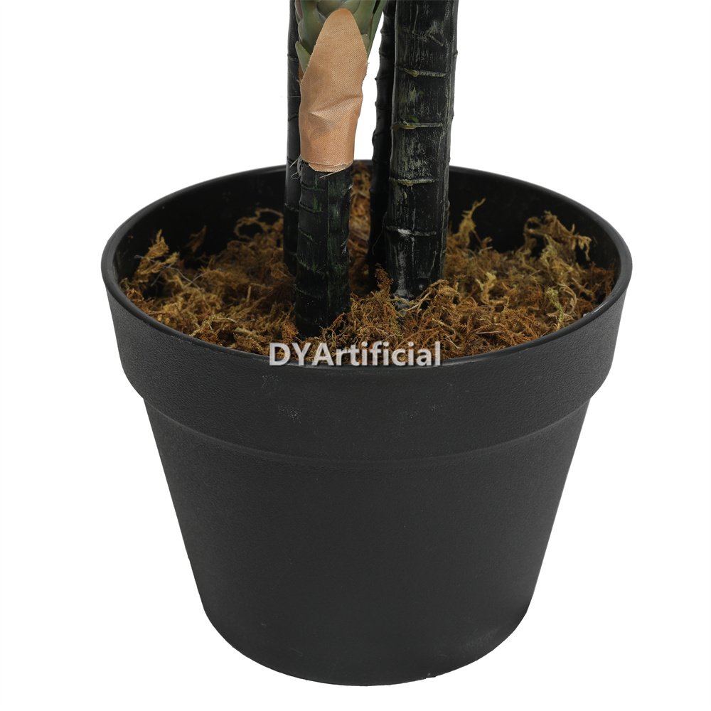 dyl 232 artificial yucca tree 113lvs 5t 120cm 1